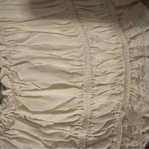 NWOT Cream Ruffled Two-Piece Set - Picture 5 of 6